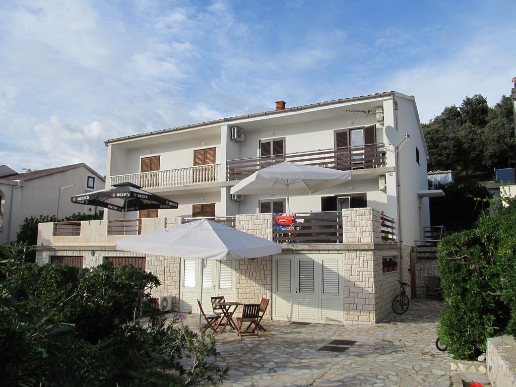 פג Apartments Marzic מראה חיצוני תמונה