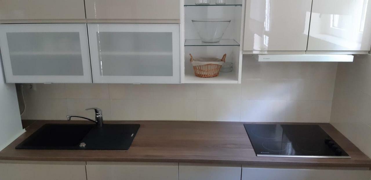 פג Apartments Marzic מראה חיצוני תמונה